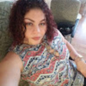 Meet your Posher, Ivette